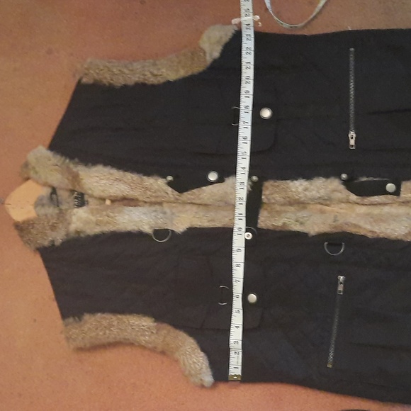 REAL Rabbit Fur Vest - Picture 7 of 10